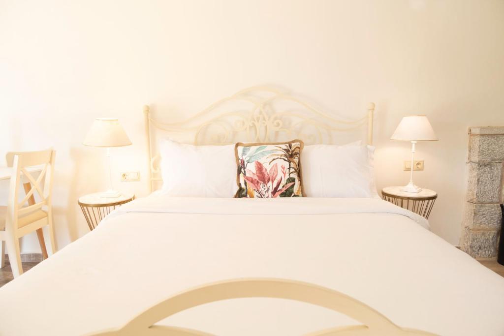 Sophia Areopoli Town Square - 4