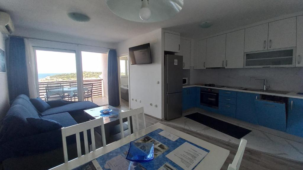 Kuchyň nebo kuchyňský kout v ubytování Apartment Petar