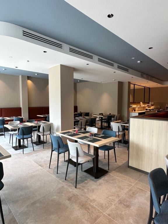 Posedenie v ubytovaní Petit Hotel