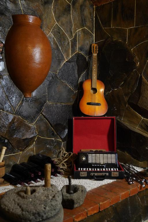 Fotografie z fotogalerie ubytování Hotel Hobbiton near Vardzia Caves v destinaci T'mogvi