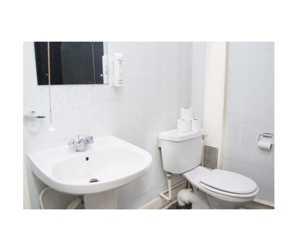 Rose Court Hotel - Resim 19