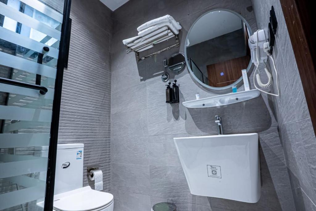 Bagno di نوران استار للشقق المخدومة