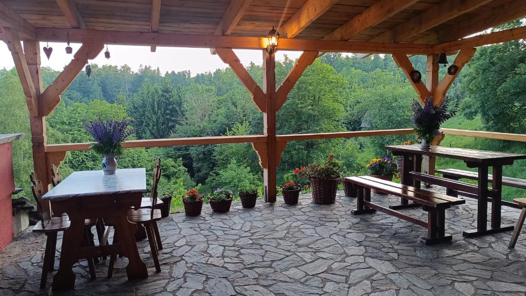 Balkón nebo terasa v ubytování Agroturystyka Pod Świerkiem