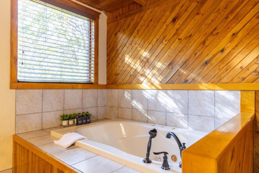 The Lindsay Lodge - Suite Con Vistas Al Río