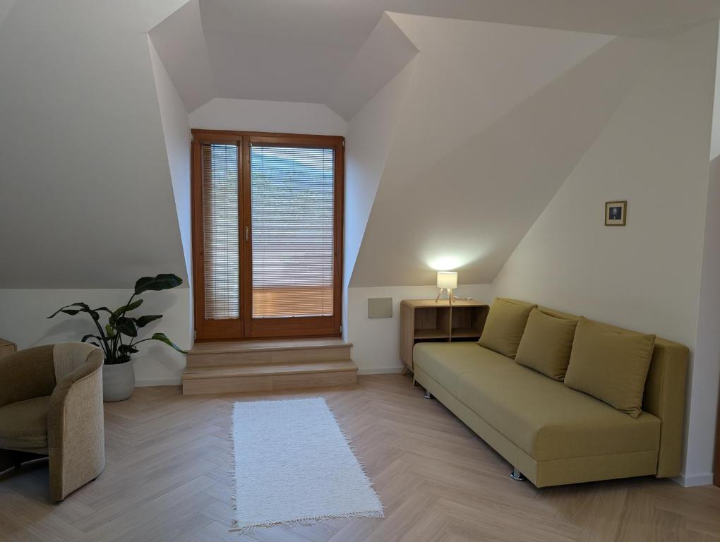 Posezení v ubytování Apartmany u Denyho