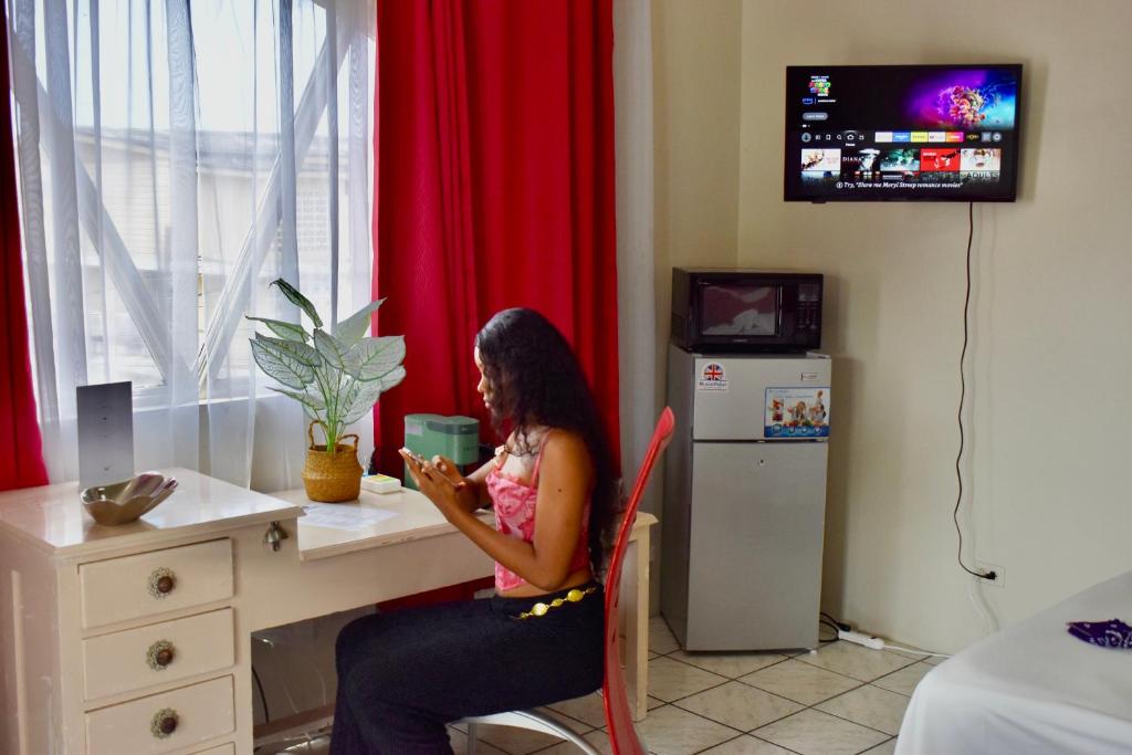 TV a/nebo společenská místnost v ubytování Ridgeway Guest House