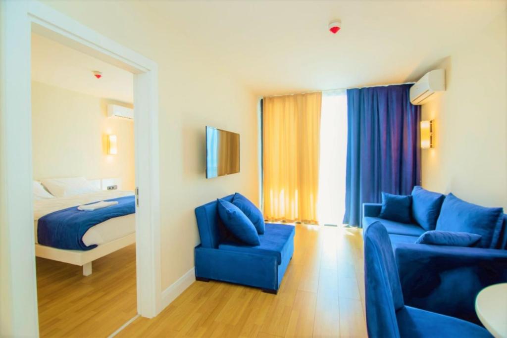 Χώρος καθιστικού στο PANORAMA Suites - City Center Sea View