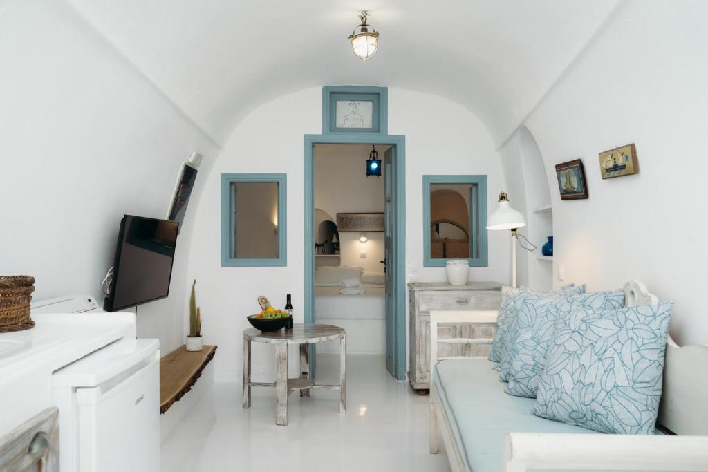 Nano Oia Villas - 18