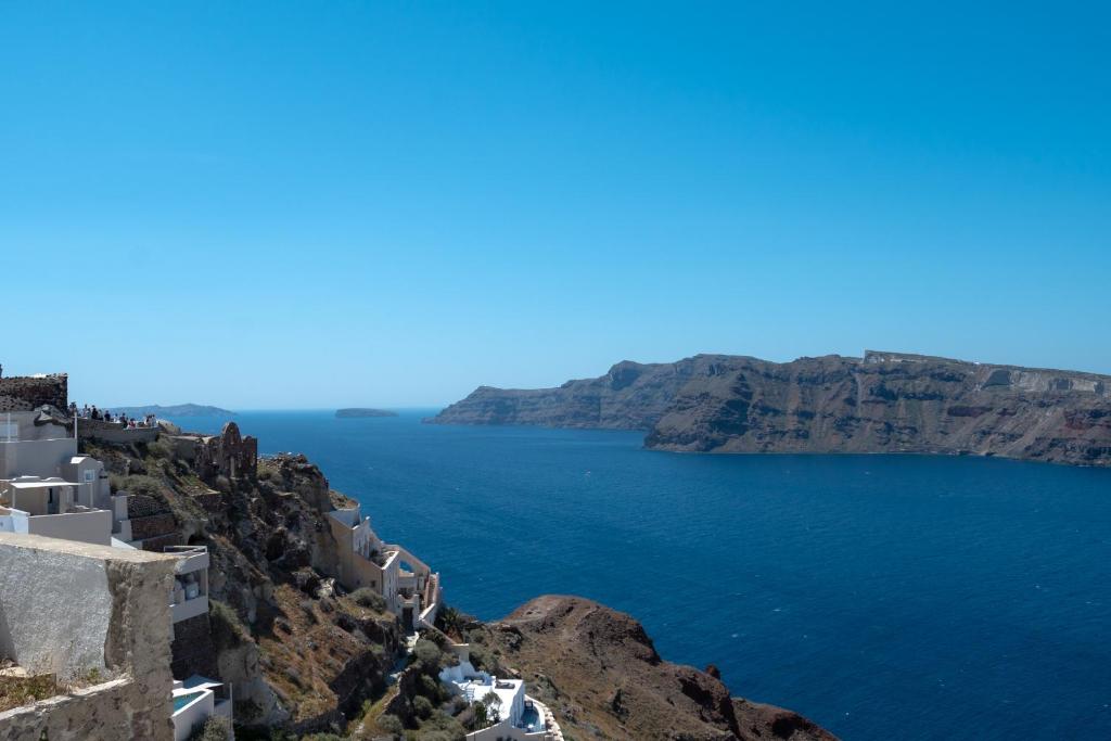 Nano Oia Villas - 17