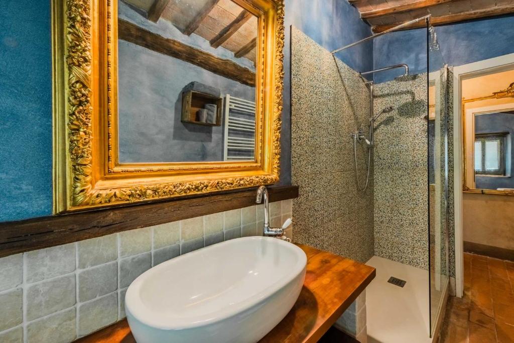 Koupelna v ubytování B&B Podere Camaiano