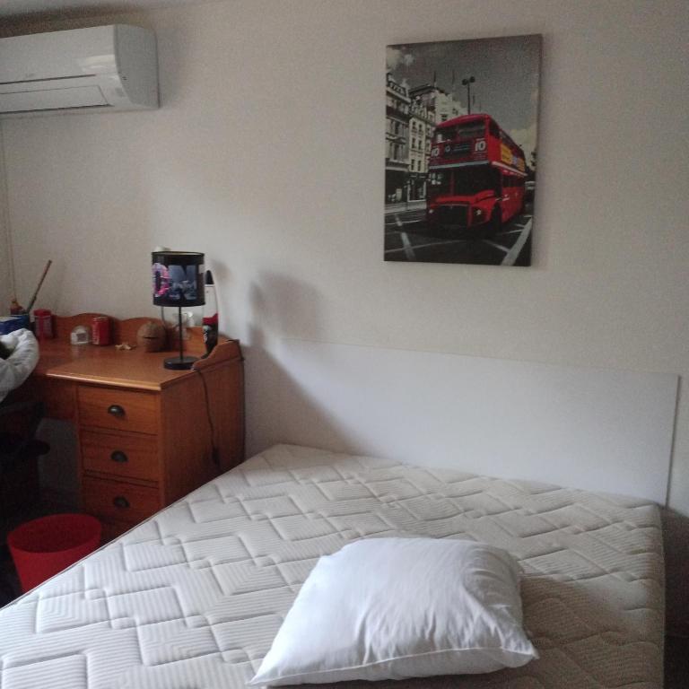 Photo de la galerie de l'établissement Chambre tout confort, à Sète