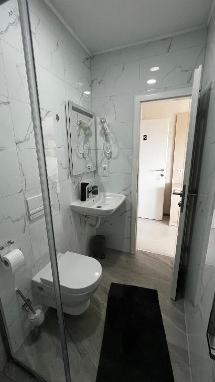 Koupelna v ubytování Apartmani Mamić