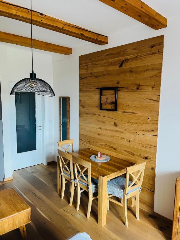 Fotografie z fotogalerie ubytování Strunzova Pila - apartmány s wellness 2,06 a 3,03 v Kvildě