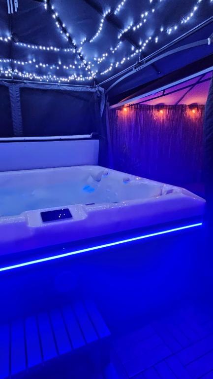 Fotografie z fotogalerie ubytování L Escale Spa Privatif v destinaci Tournai