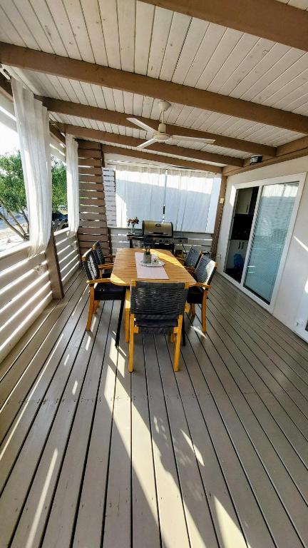 Balkón alebo terasa v ubytovaní Mobile Home whit sea view LAVOJESA