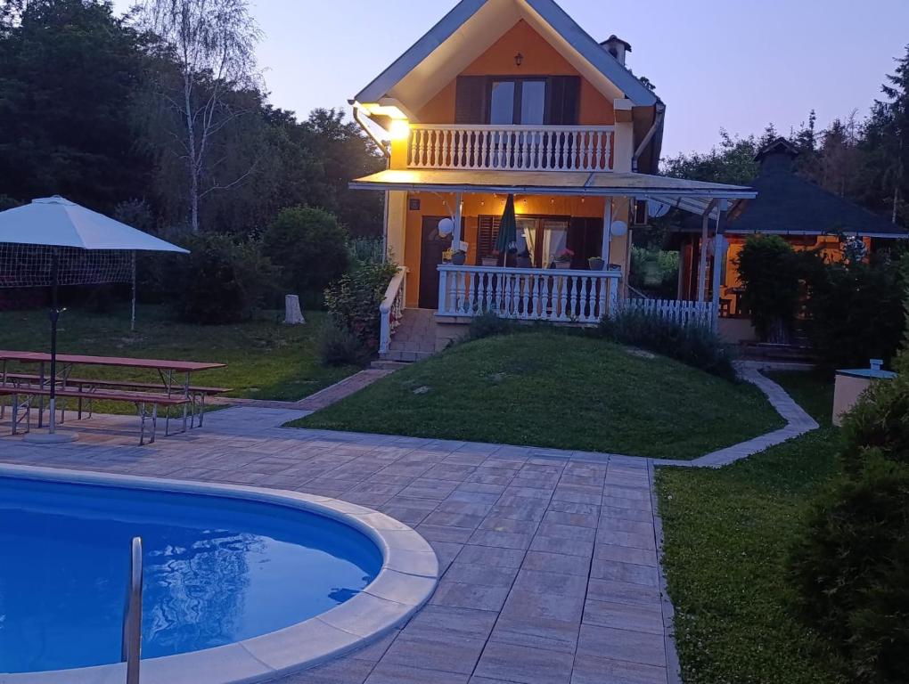 Bazén v ubytování Croatia Cottage nebo v jeho okolí