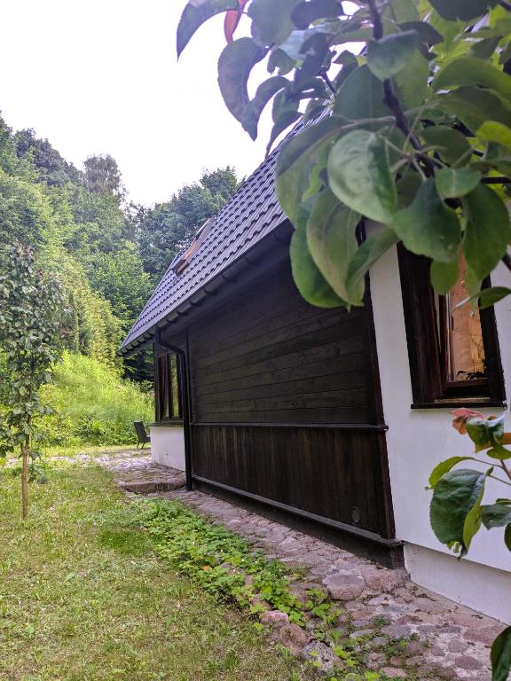 Vonkajšia záhrada v ubytovaní Marychost- dom do wynajęcia