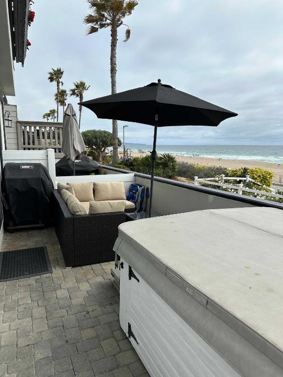 Balkón nebo terasa v ubytování Manhattan Beach Beachfront On The Strand