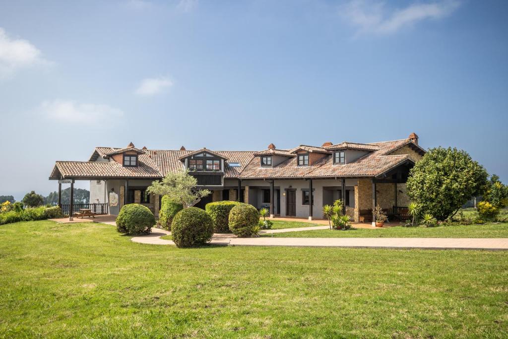 Κήπος έξω από το Asturian Villa with Garden, Parking and Sea Views