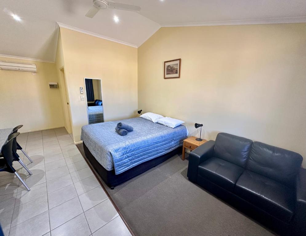 Postel nebo postele na pokoji v ubytování Moura Motel