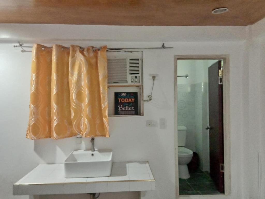 Koupelna v ubytování JCV Rooms