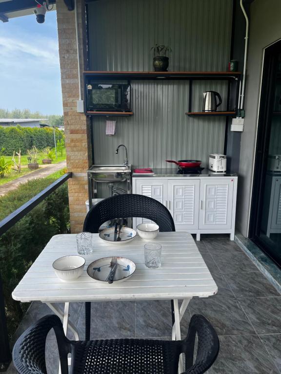 Kuchyň nebo kuchyňský kout v ubytování Wan Homestay