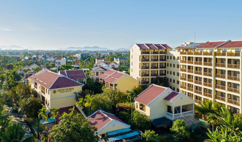 Tòa nhà nơi khách sạn tọa lạc