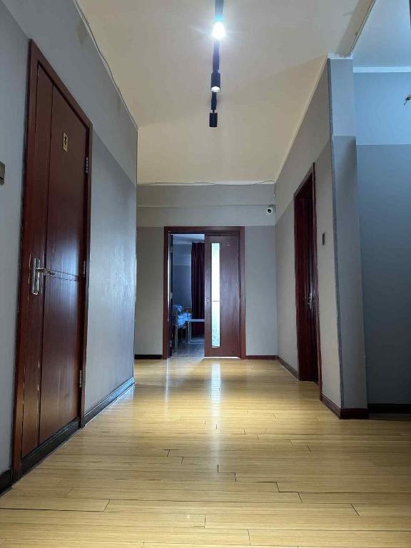 The Long White Apartment