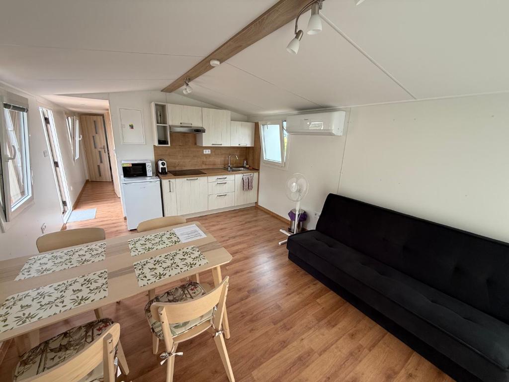 Kuchyň nebo kuchyňský kout v ubytování Penzion - Apartman Přestavlky