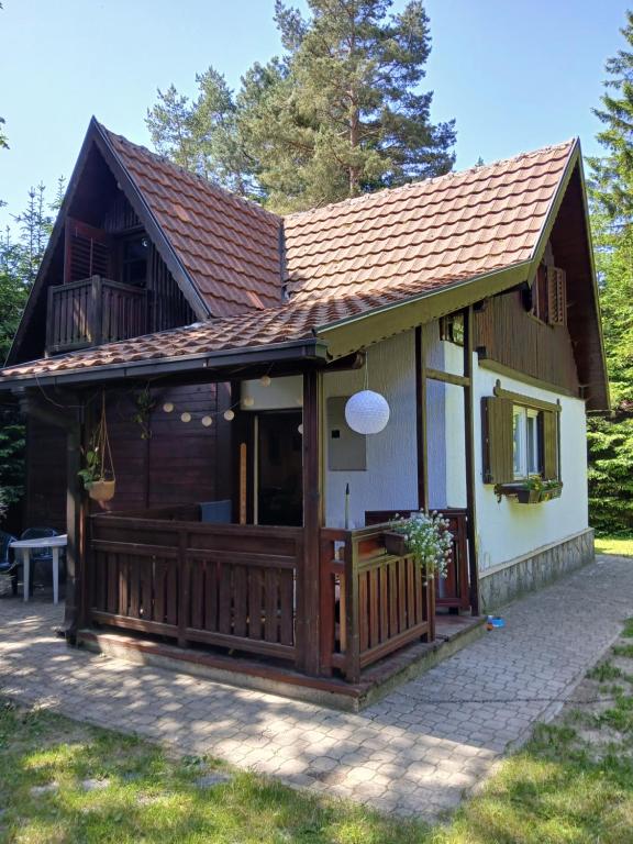 Budova, kde se prázdninový dům nachází