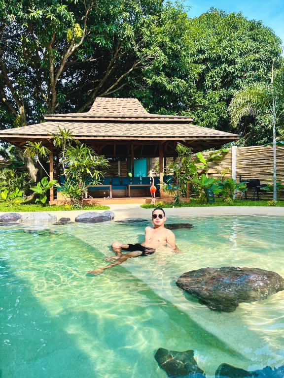 Turquoise Villa