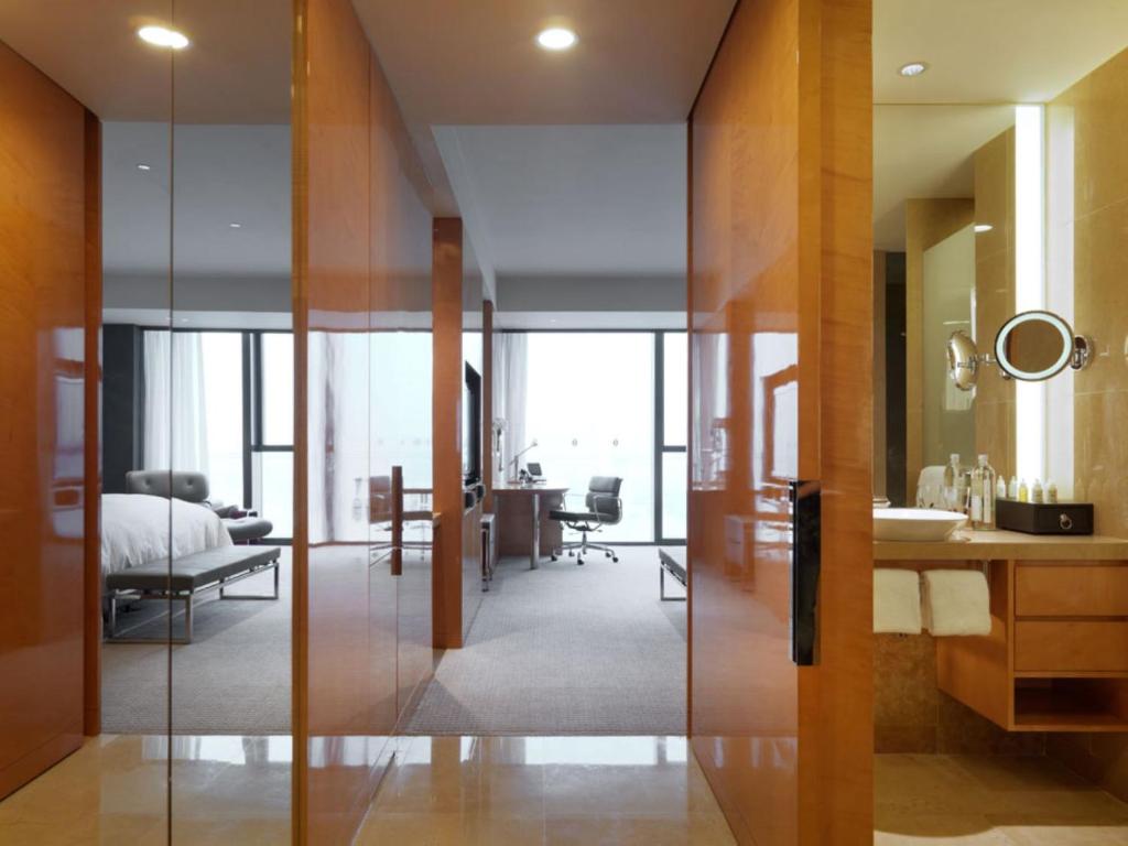 Posezení v ubytování InterContinental Shanghai Expo by IHG - Huangpu Riverview, 3KM to the Bund & Lujiazui, Near 2 Major Exhibition Centers, Onsite Currency Exchange