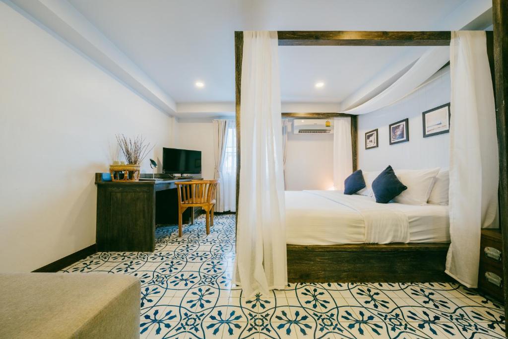 Amaka Bed and Breakfast - 12