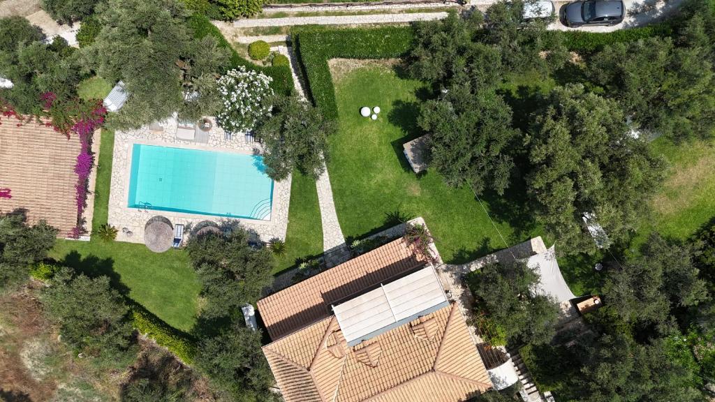 Bazén v ubytovaní Lalla Private Luxury Villa alebo v jeho blízkosti