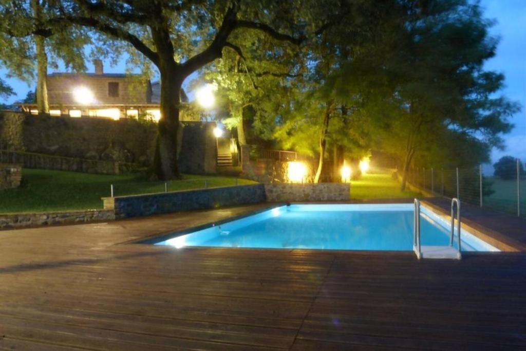 Basen w obiekcie Borgo Santa Cristina lub w pobliżu
