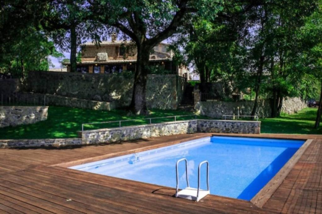 Basen w obiekcie Borgo Santa Cristina lub w pobliżu