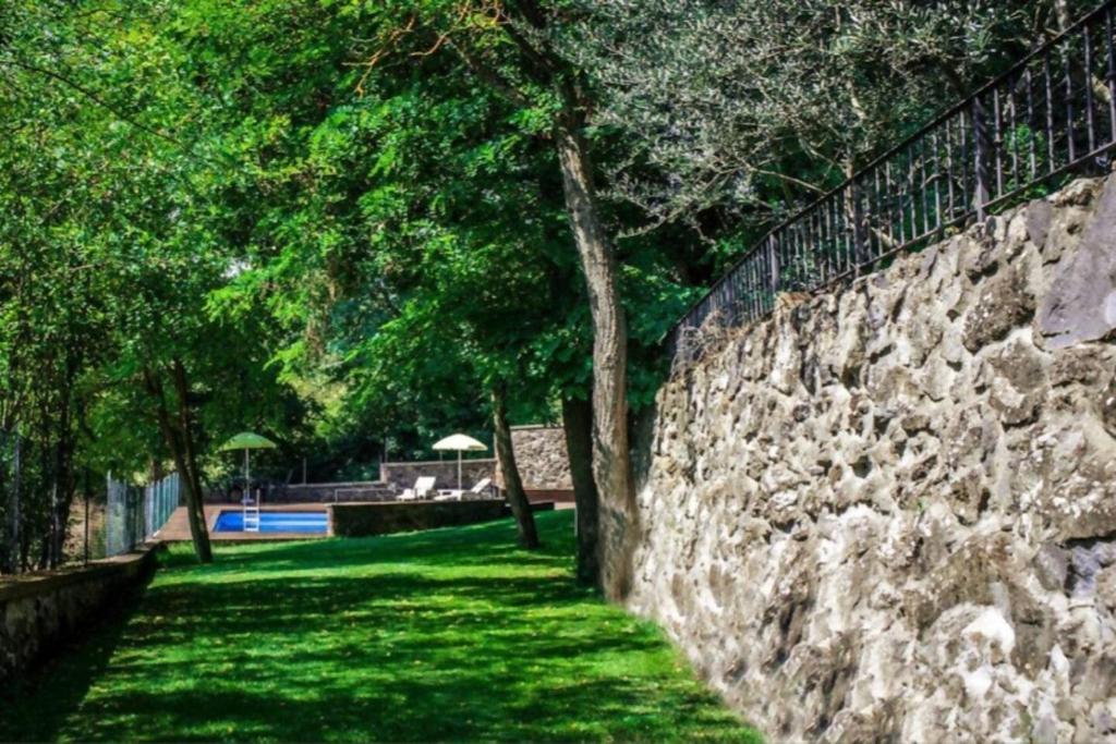 Ogród w obiekcie Borgo Santa Cristina