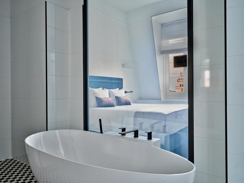 Hotel Indigo Warsaw Nowy Swiat by IHG - Resim 22