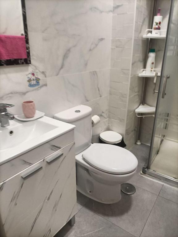 Kúpeľňa v ubytovaní Los Tilos Apartments