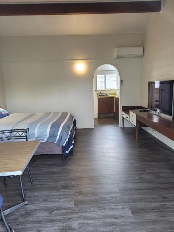 Garden Court Motel & Backpackers - Resim 21