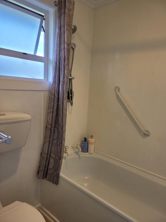 Garden Court Motel & Backpackers - Resim 3