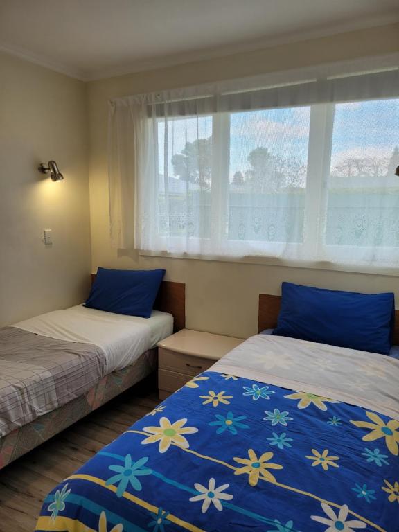 Garden Court Motel & Backpackers - Resim 2