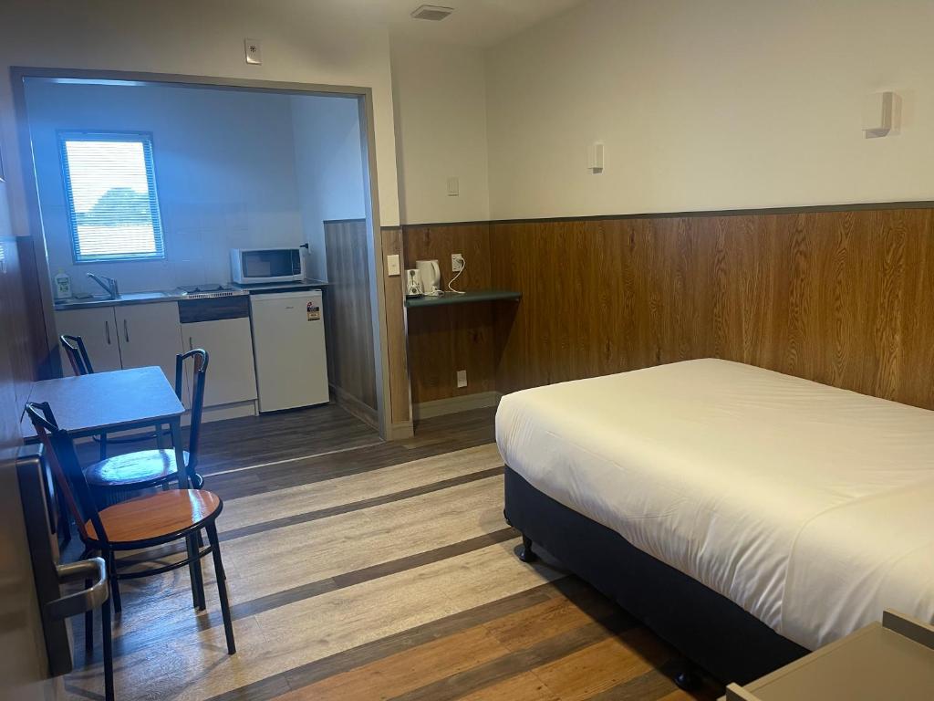 Conway Motel Manukau - Resim 38