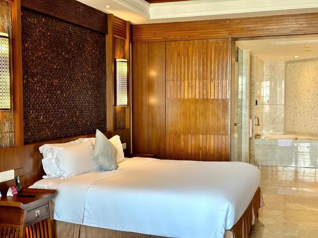 Suite có Ban công và Nhìn ra Biển
