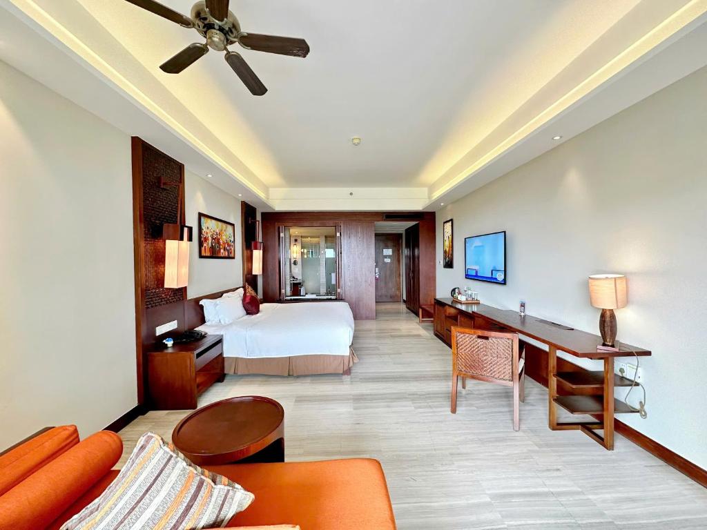 Premier Double Room with Balcony and Garden View