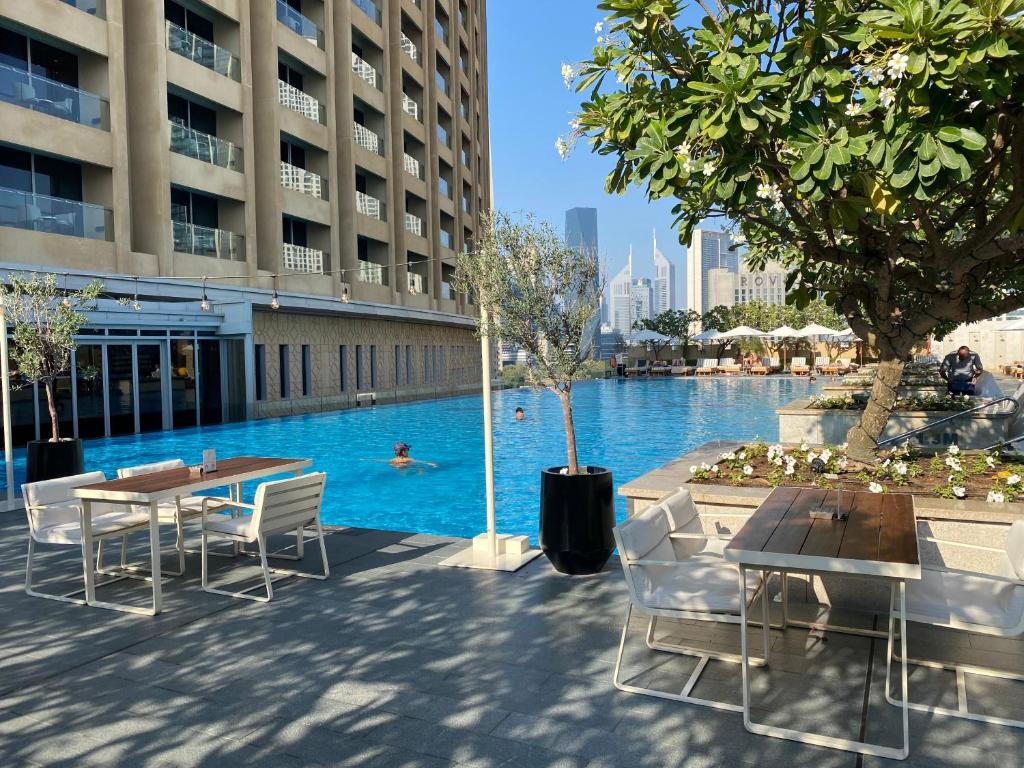 تصویر اتاق‌های SuperHost EMAAR Residences Fashion Avenue - Former Address Dubai Mall Studio's & 1 BR - تصویر ۲