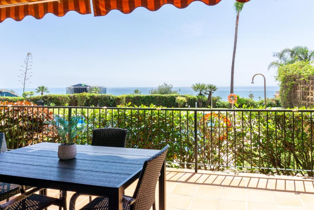 Encinas Garden Stay