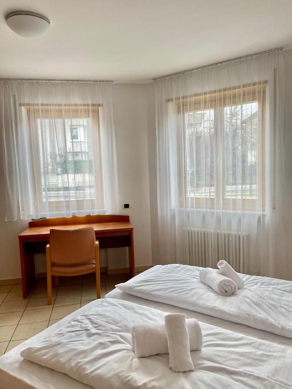Postel nebo postele na pokoji v ubytování Goldenhof