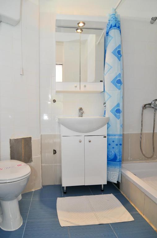 Koupelna v ubytování Hotel Kamelija