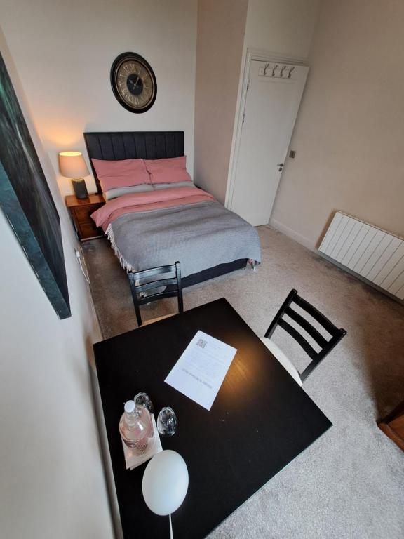 Postel nebo postele na pokoji v ubytování Westways House